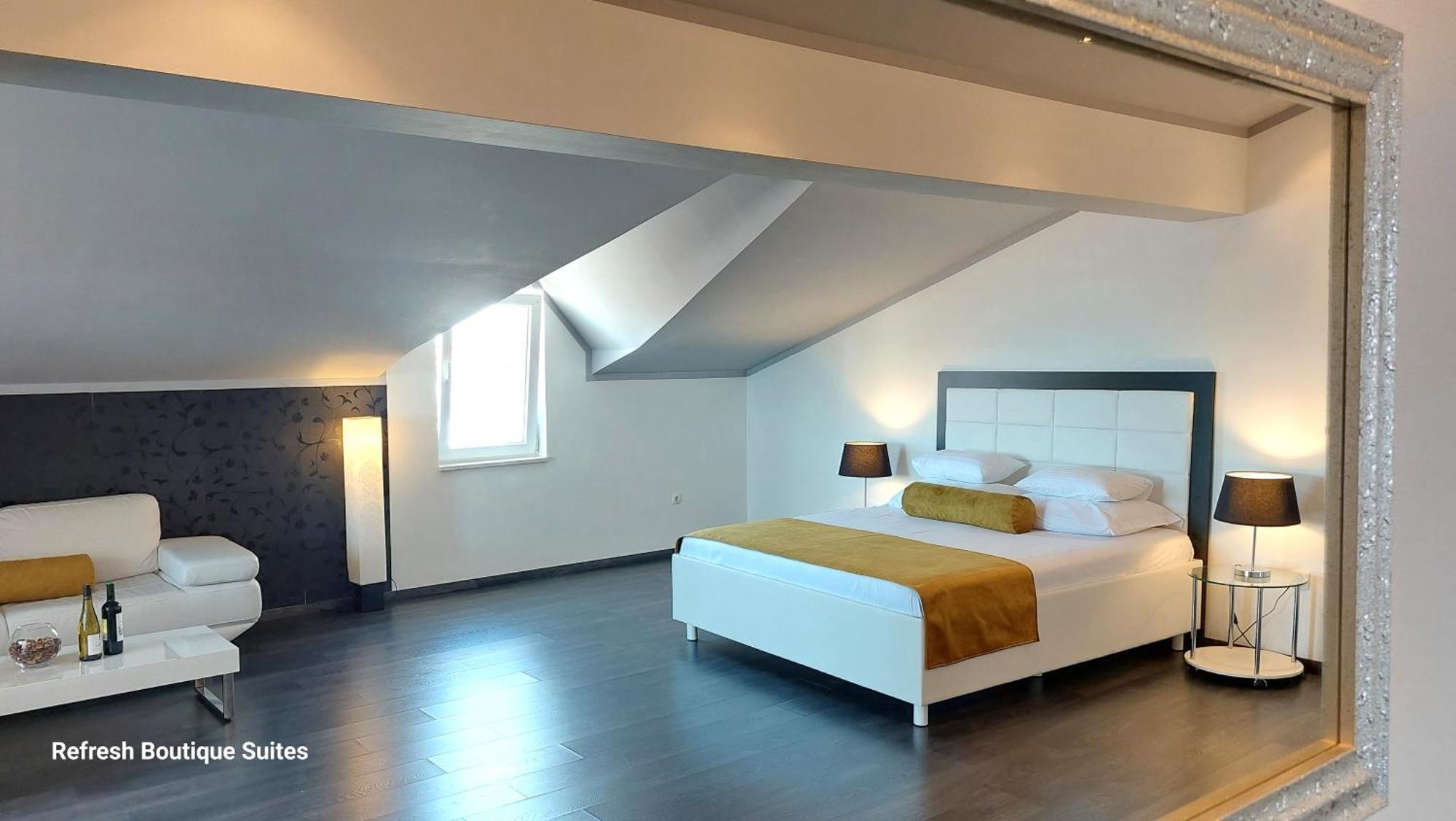 Refresh Boutique Suites - Central Point Βόντιτσε Εξωτερικό φωτογραφία