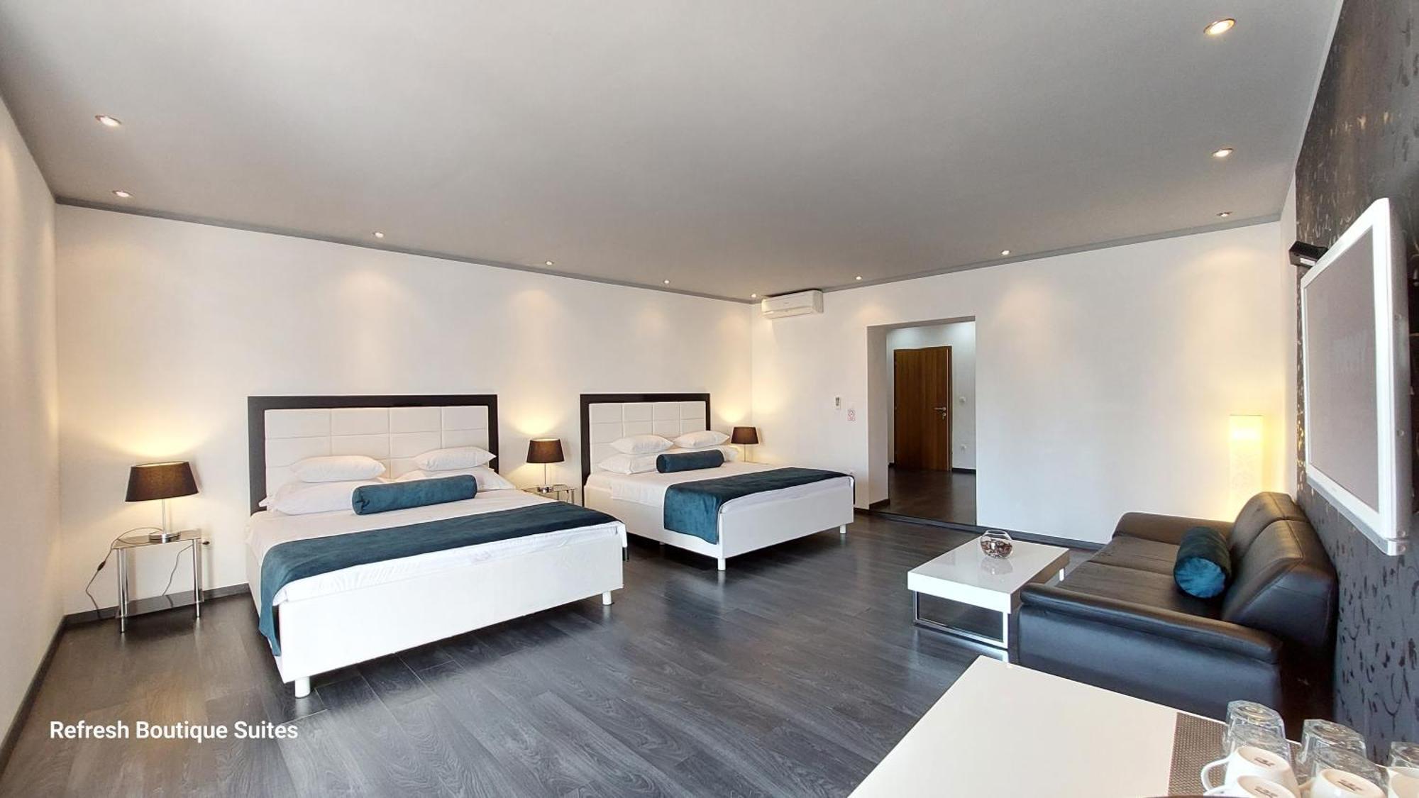 Refresh Boutique Suites - Central Point Βόντιτσε Δωμάτιο φωτογραφία