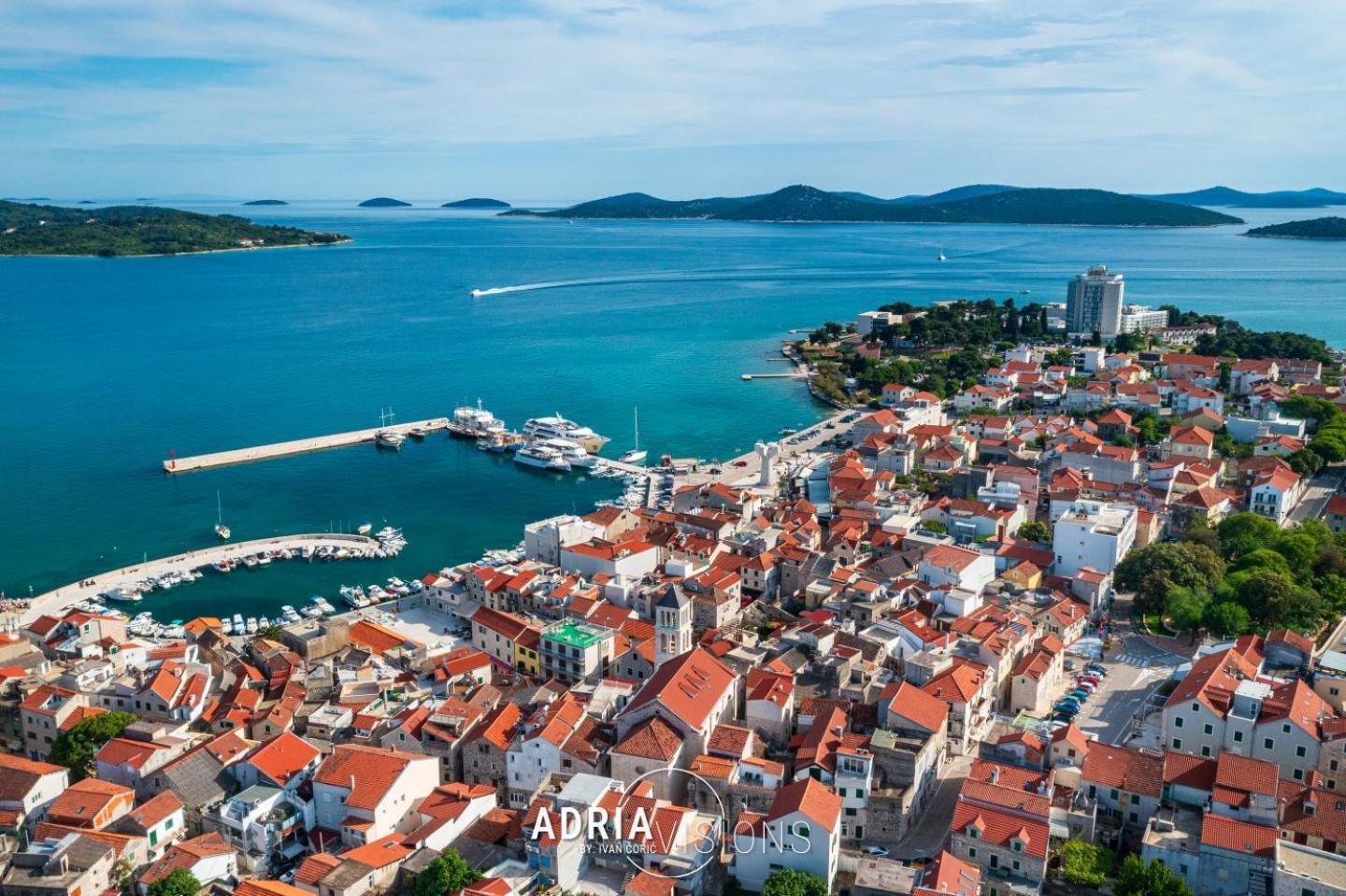 Refresh Boutique Suites - Central Point Βόντιτσε Εξωτερικό φωτογραφία