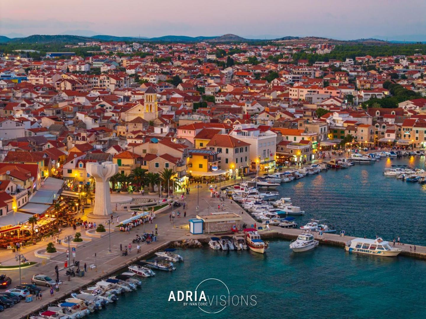 Refresh Boutique Suites - Central Point Βόντιτσε Εξωτερικό φωτογραφία